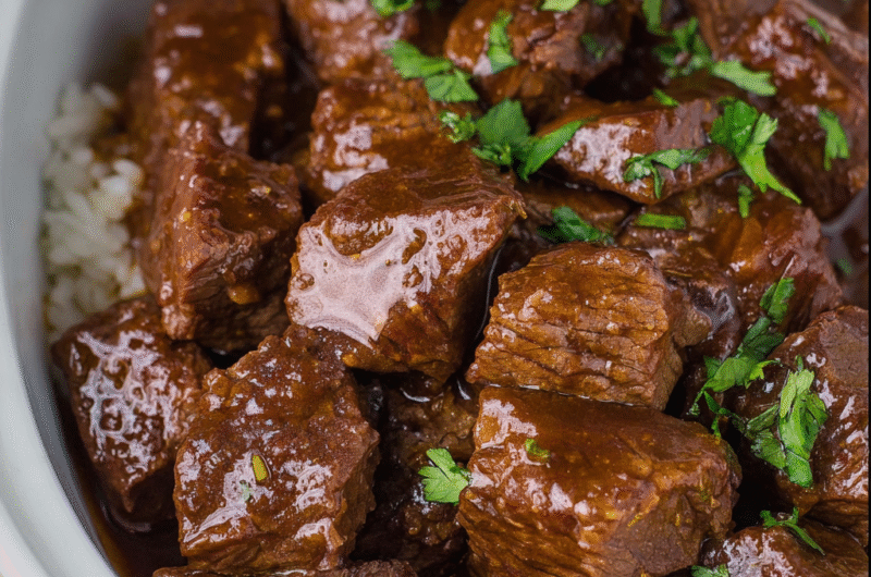 Crockpot Honey Bourbon Steak Tips