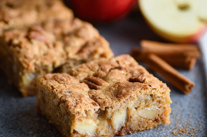 Apple Brownies (Chewy Apple Cinnamon Blondies)